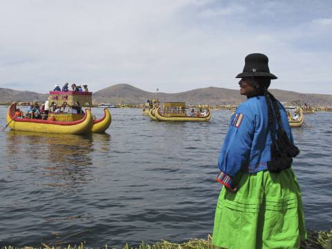 Tour Floating Islands of Uros half day Tour
